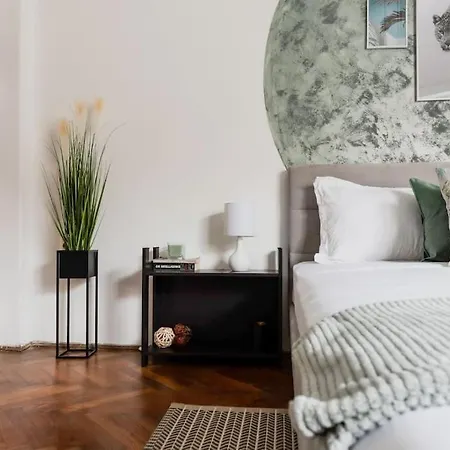 Apartment Nightfall Escape - M&n Bucharest