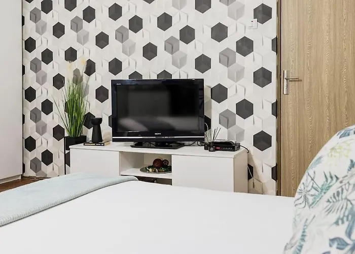 Nightfall Escape - M&n Appartement *