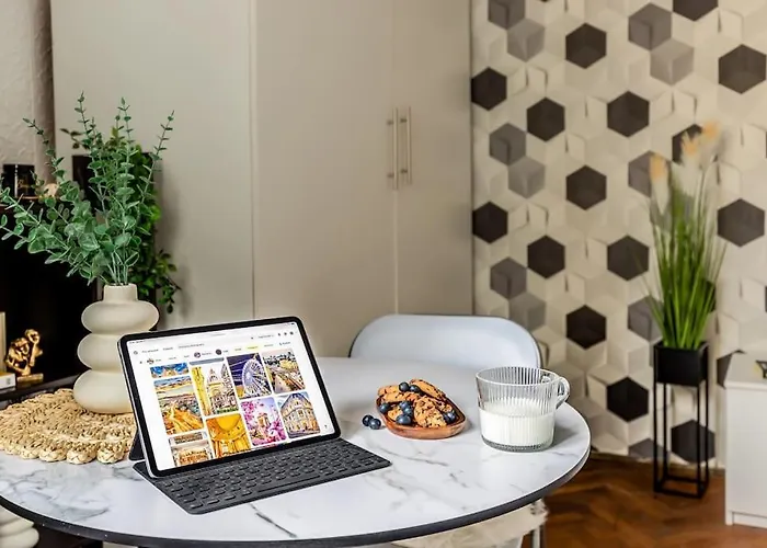 Appartement Nightfall Escape - M&n Boekarest