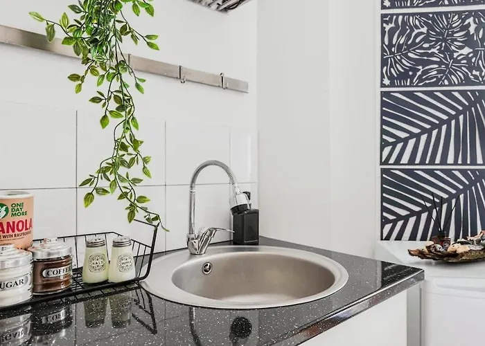 Nightfall Escape - M&n Apartamento Bucareste